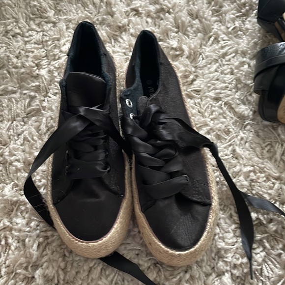 New spring shoes - Picture 3 of 4